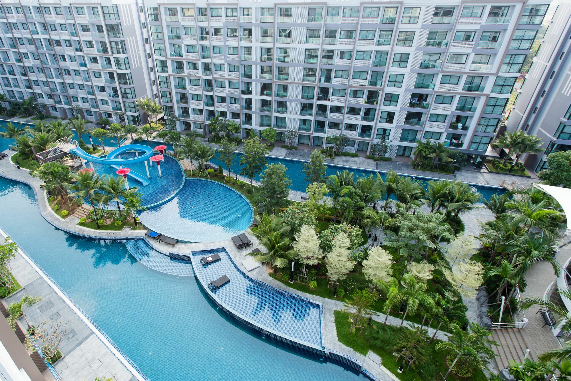 Dusit Grand Park Apartamento Praia de Jomtien Exterior foto